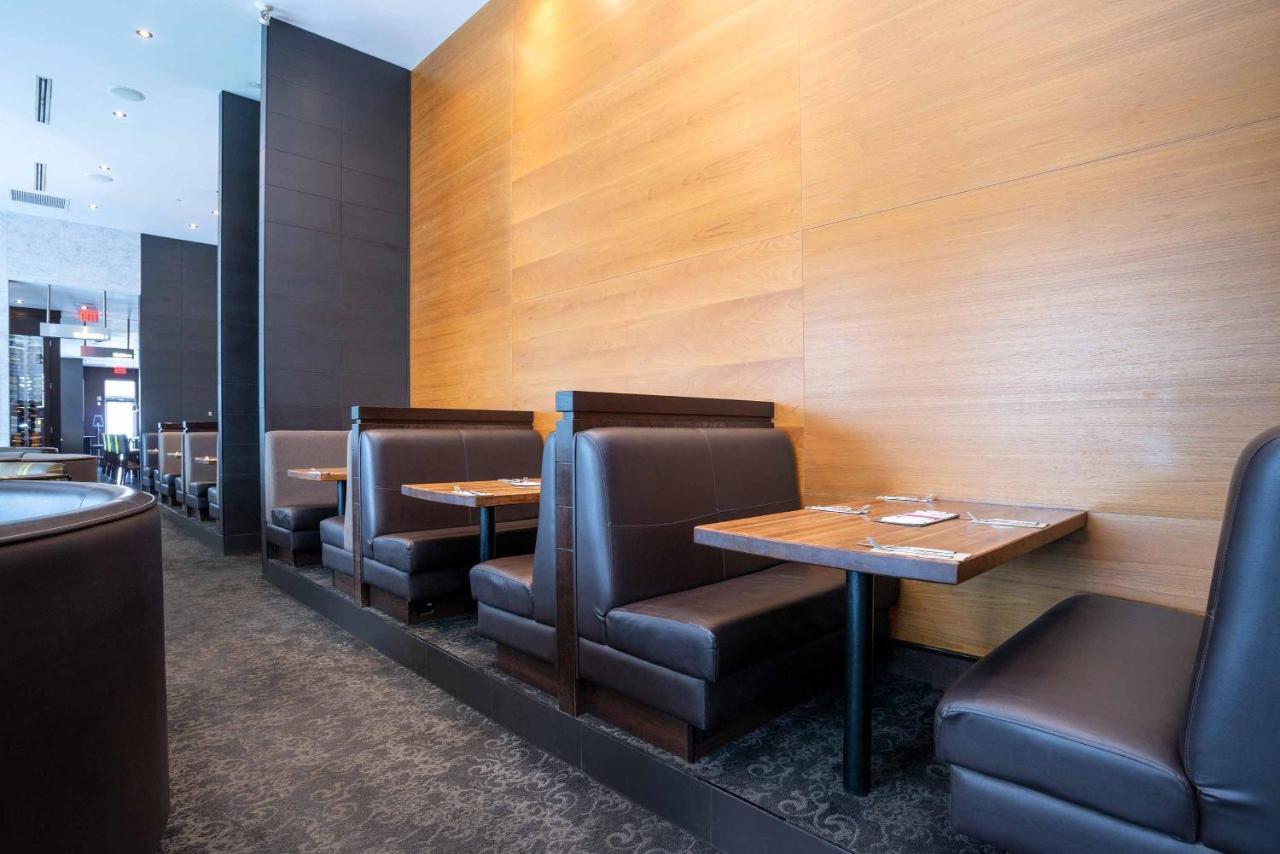 Sandman Hotel & Suites Calgary South Exteriér fotografie