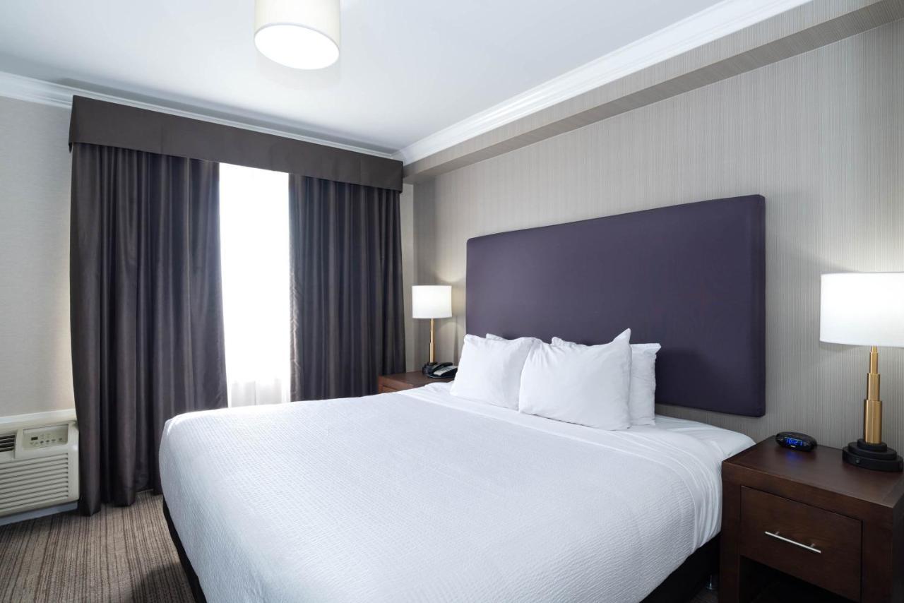Sandman Hotel & Suites Calgary South Exteriér fotografie
