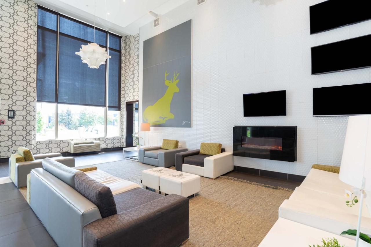Sandman Hotel & Suites Calgary South Exteriér fotografie