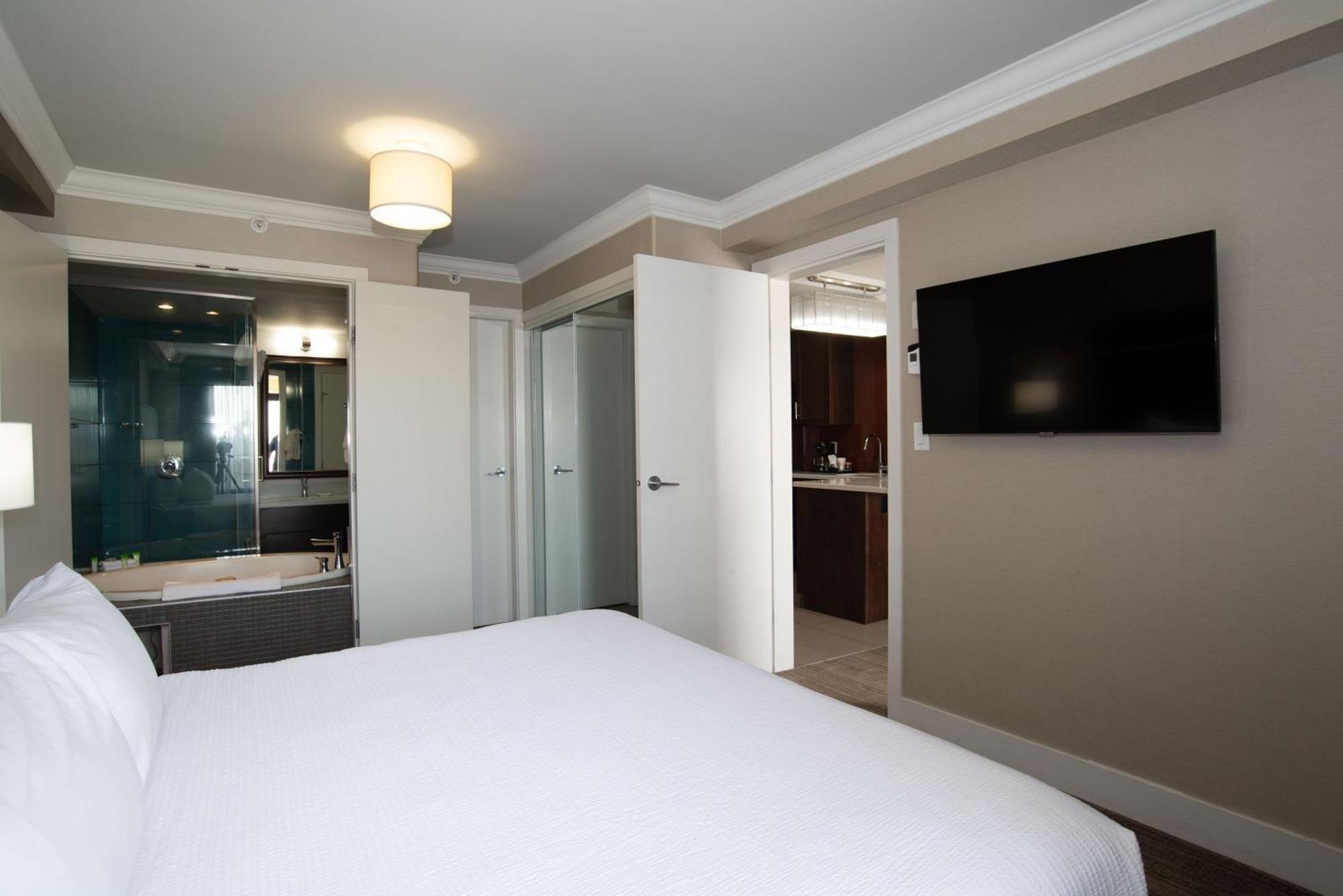 Sandman Hotel & Suites Calgary South Exteriér fotografie