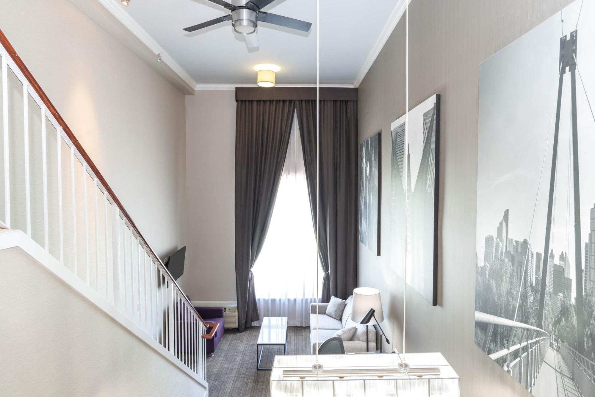 Sandman Hotel & Suites Calgary South Exteriér fotografie