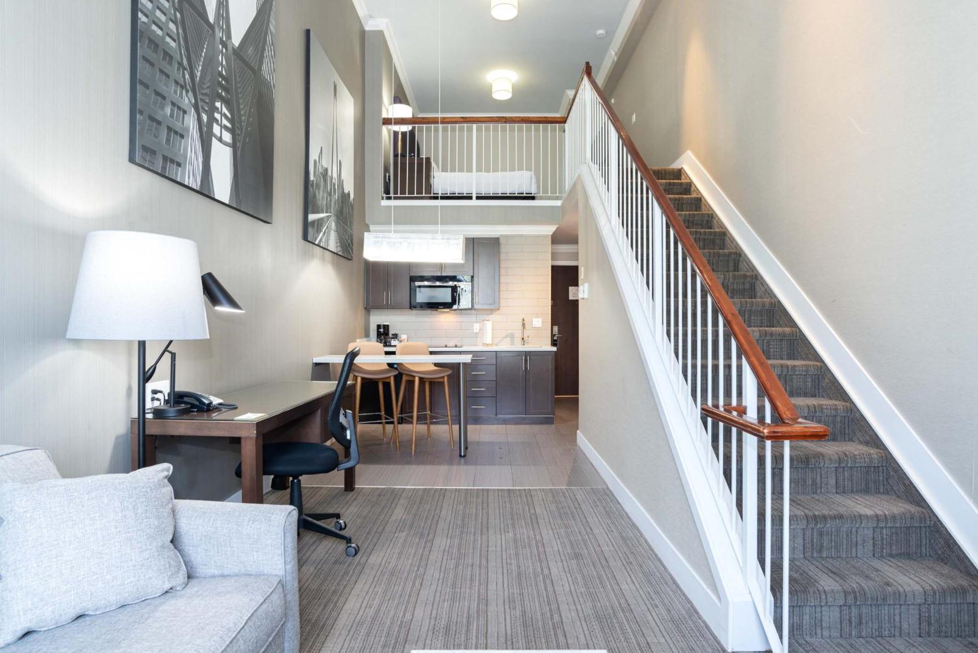 Sandman Hotel & Suites Calgary South Exteriér fotografie